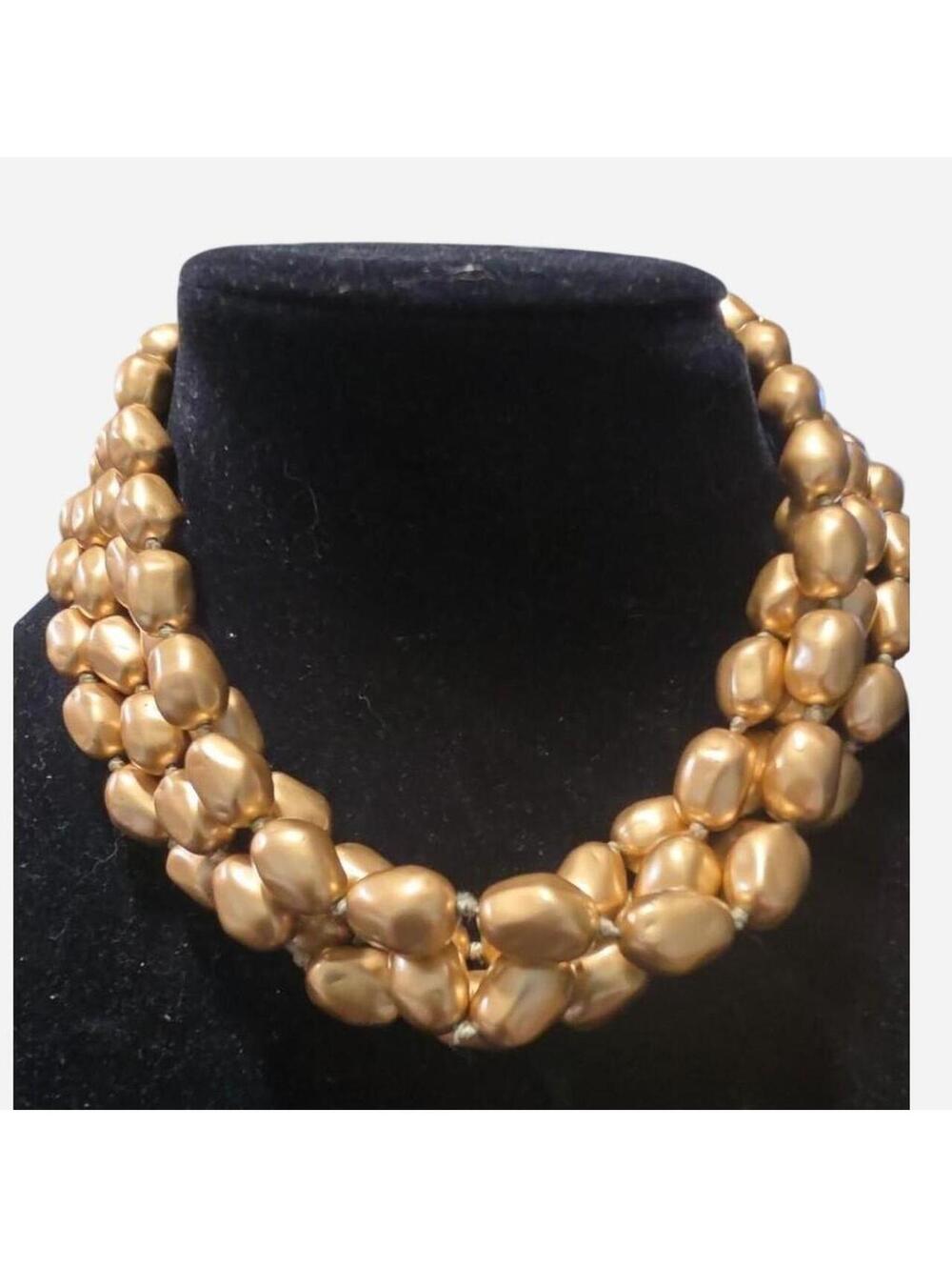 CAROLEE Vintage Goldtone Faux pearls choker necklace 17" Minor Wear See Pics